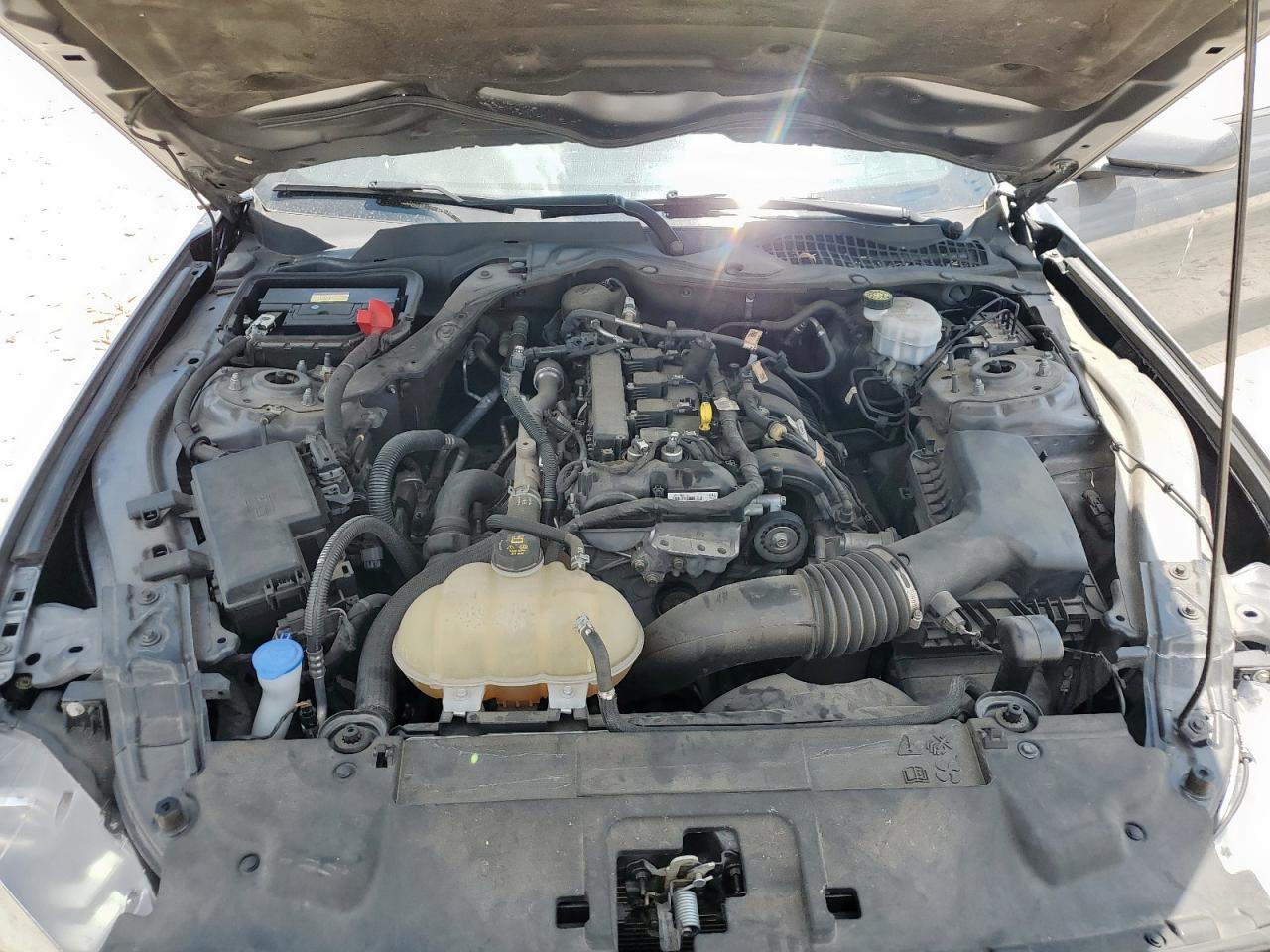 2021 Ford Mustang - zdjęcie 11