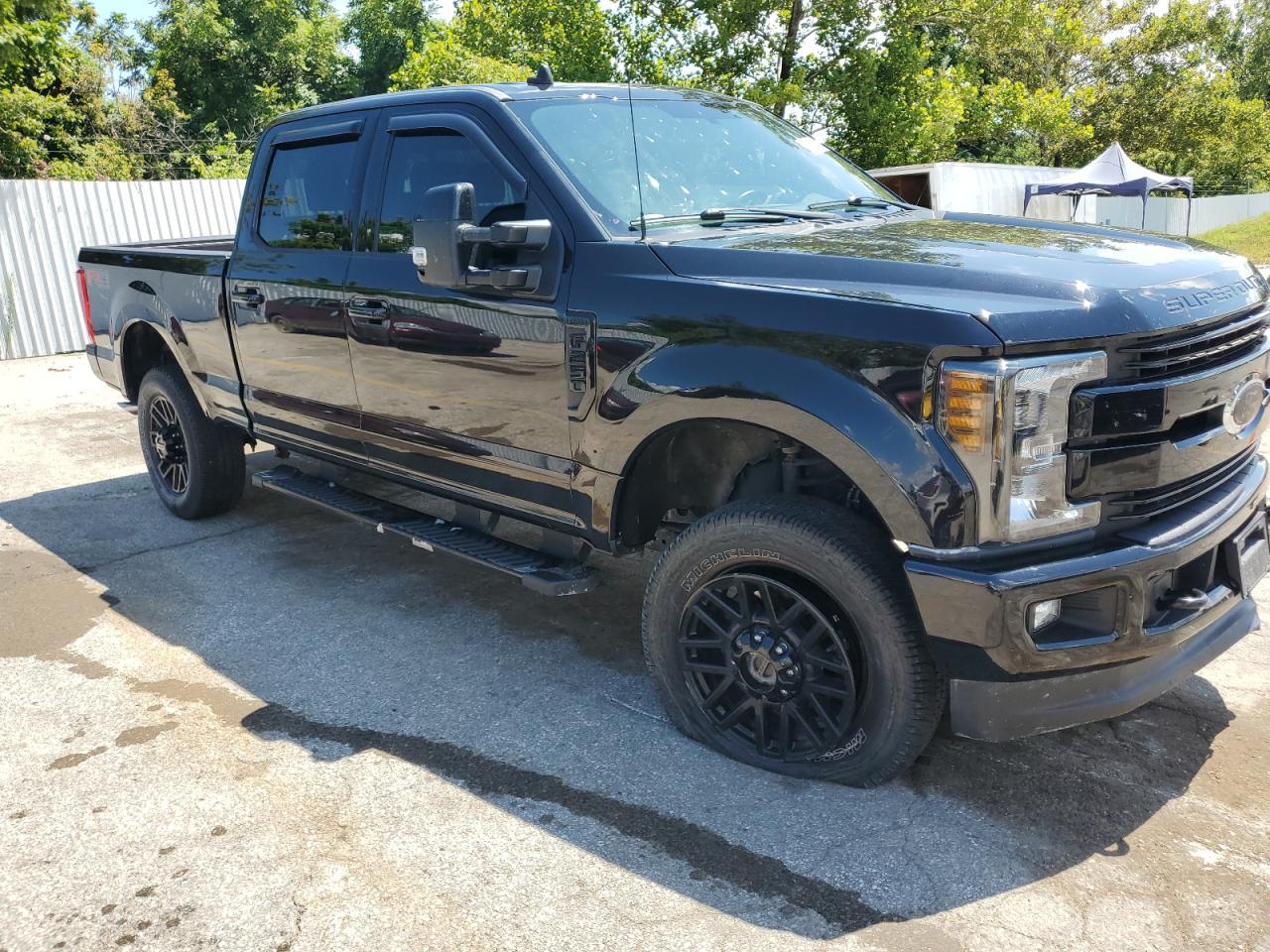 2019 Ford F250 Super Duty - zdjęcie 4