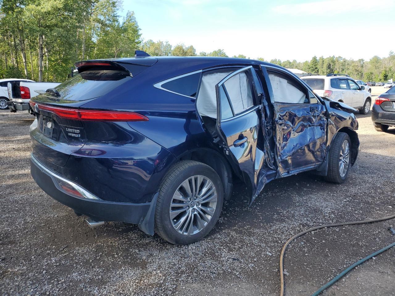 2022 Toyota Venza Le - zdjęcie 3