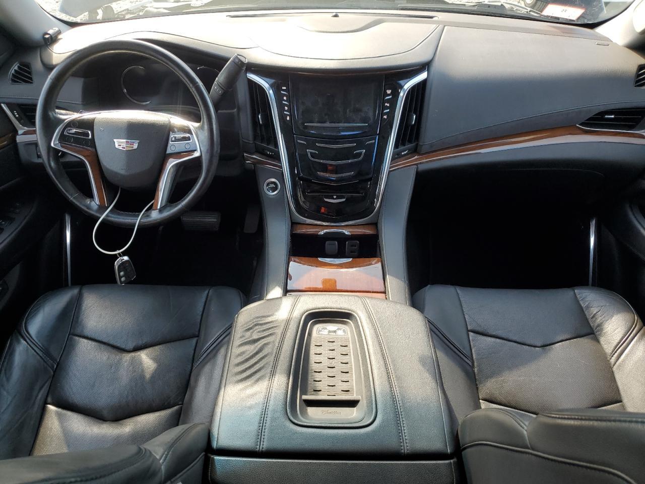 2017 Cadillac Escalade - zdjęcie 8