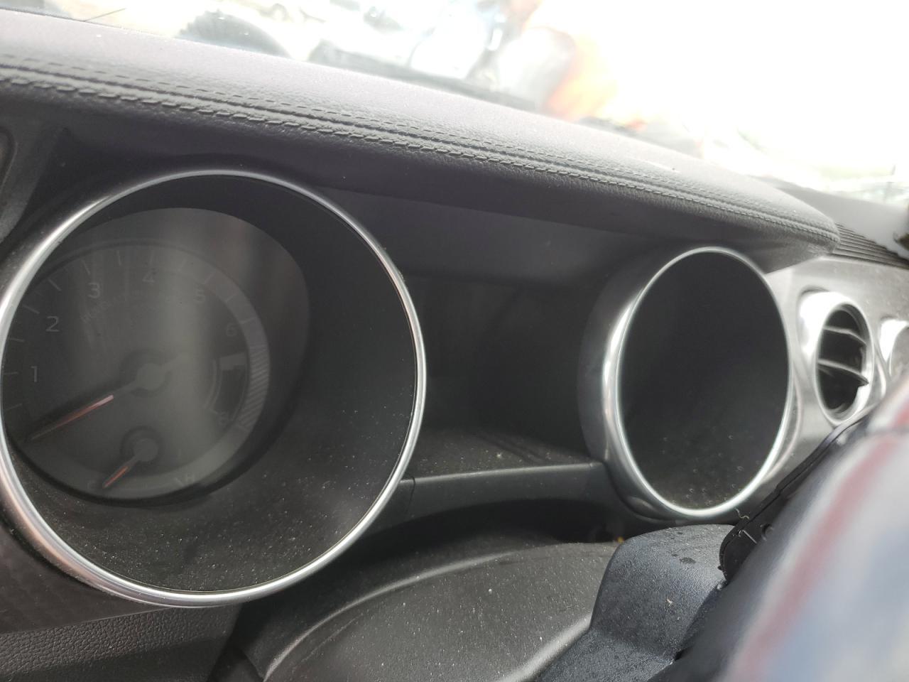 2020 Ford Mustang - zdjęcie 9