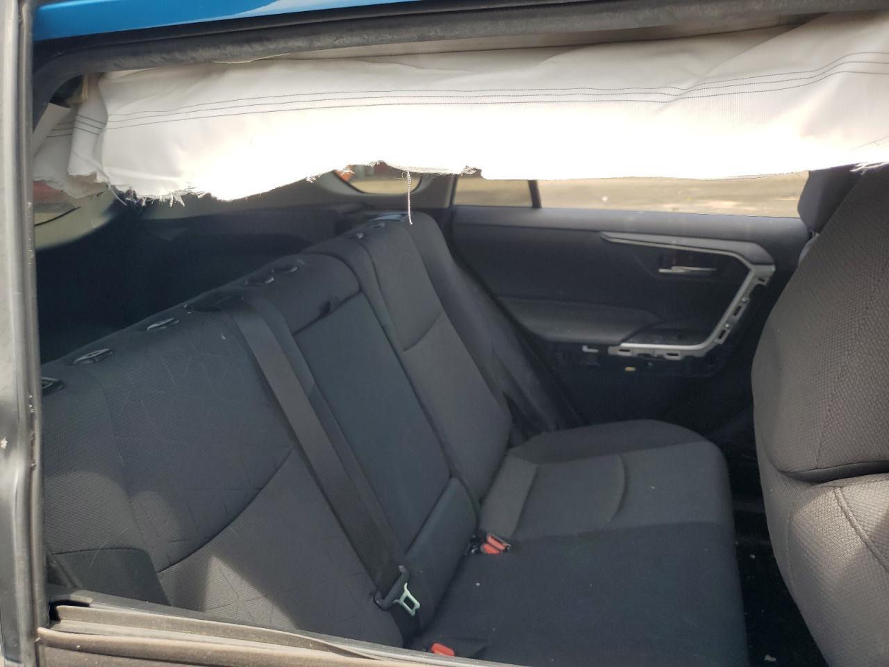 2019 Toyota Rav4 Xle - zdjęcie 10