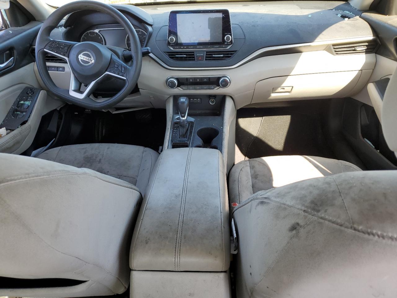 2020 Nissan Altima - zdjęcie 8