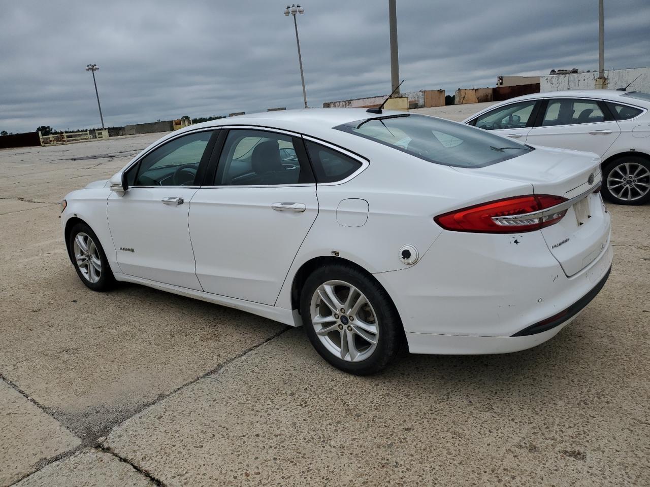 2018 Ford Fusion Se Hybrid - zdjęcie 2