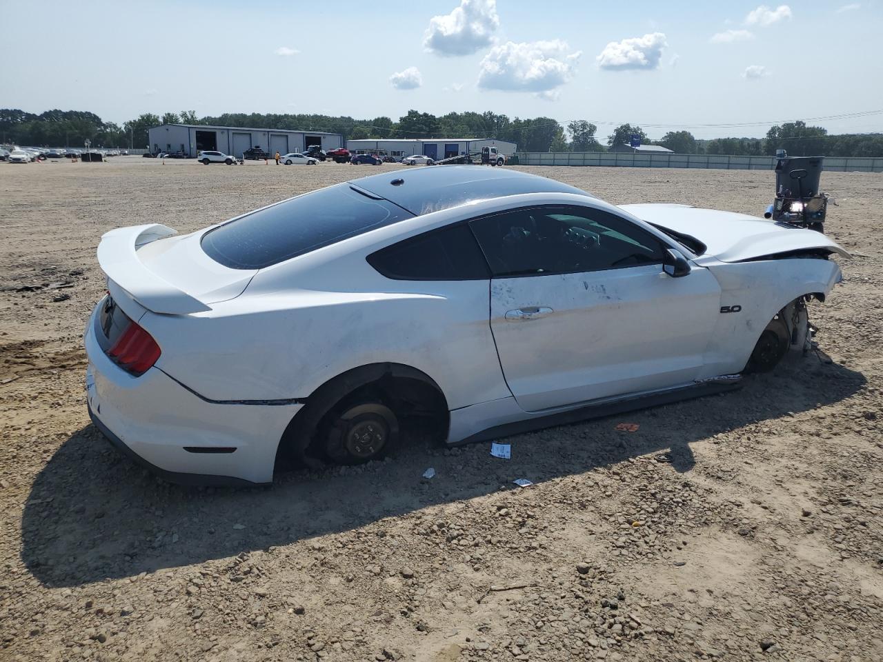 2020 Ford Mustang Gt - zdjęcie 3