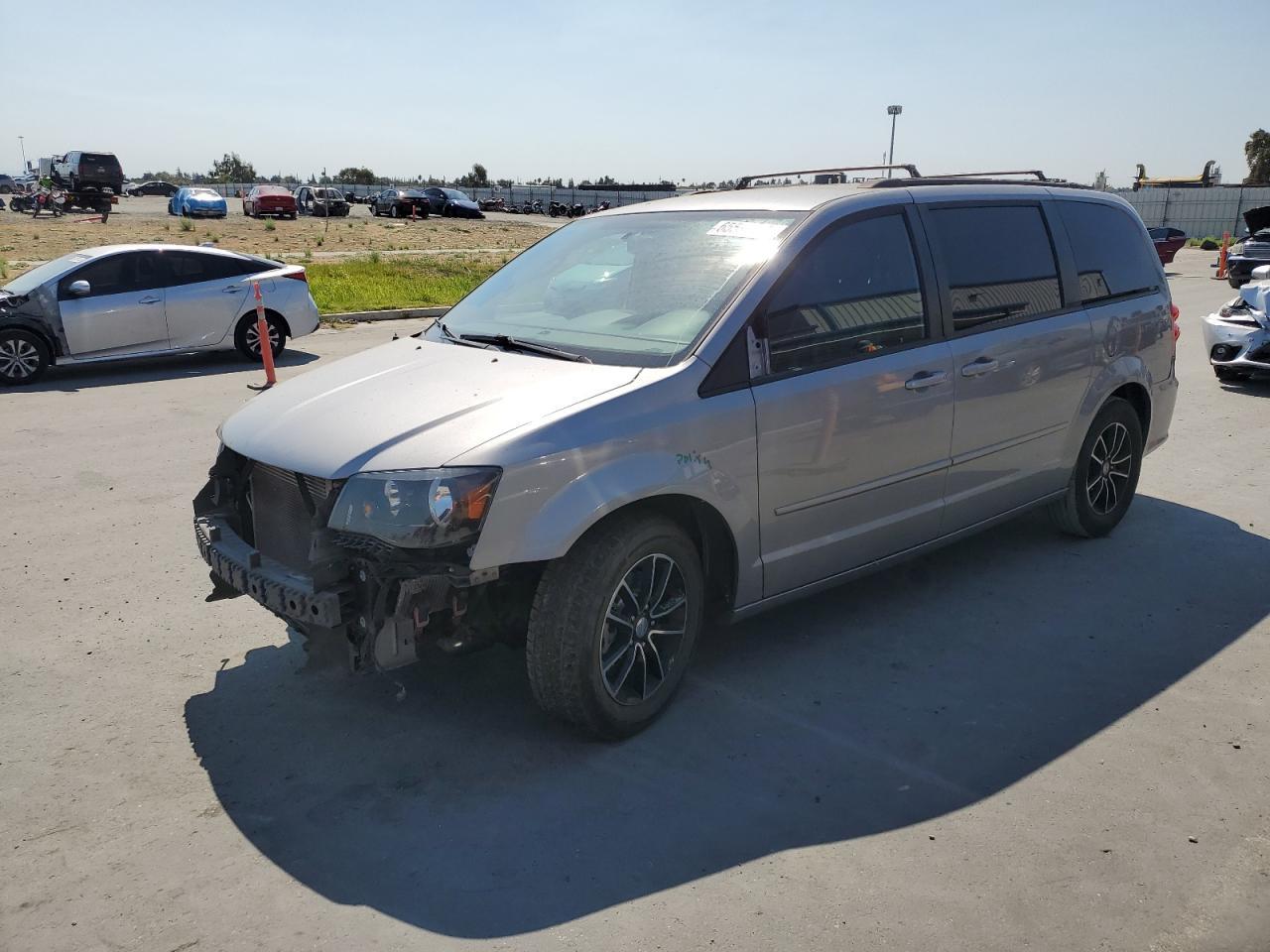2017 Dodge Grand Caravan Gt - zdjęcie główne