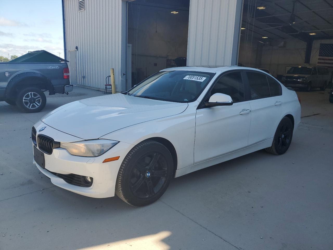 2013 BMW 328 Xi - zdjęcie główne
