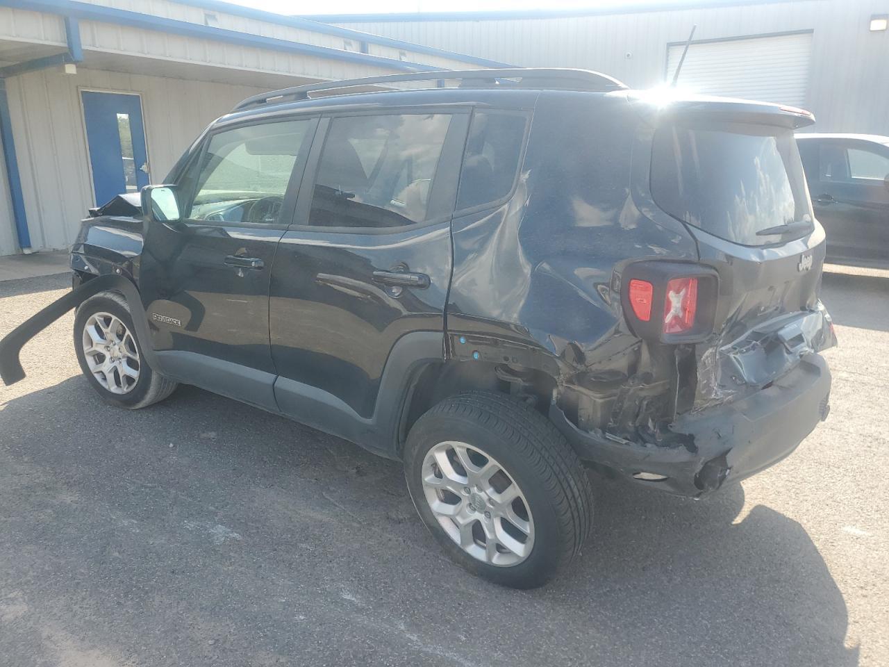 2018 Jeep Renegade Latitude - zdjęcie 2
