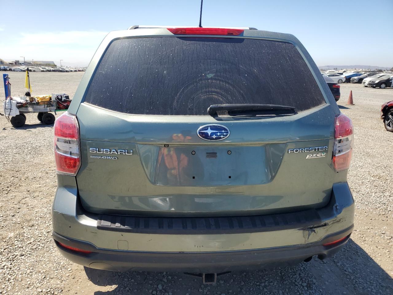 2014 Subaru Forester 2.5I - zdjęcie 6