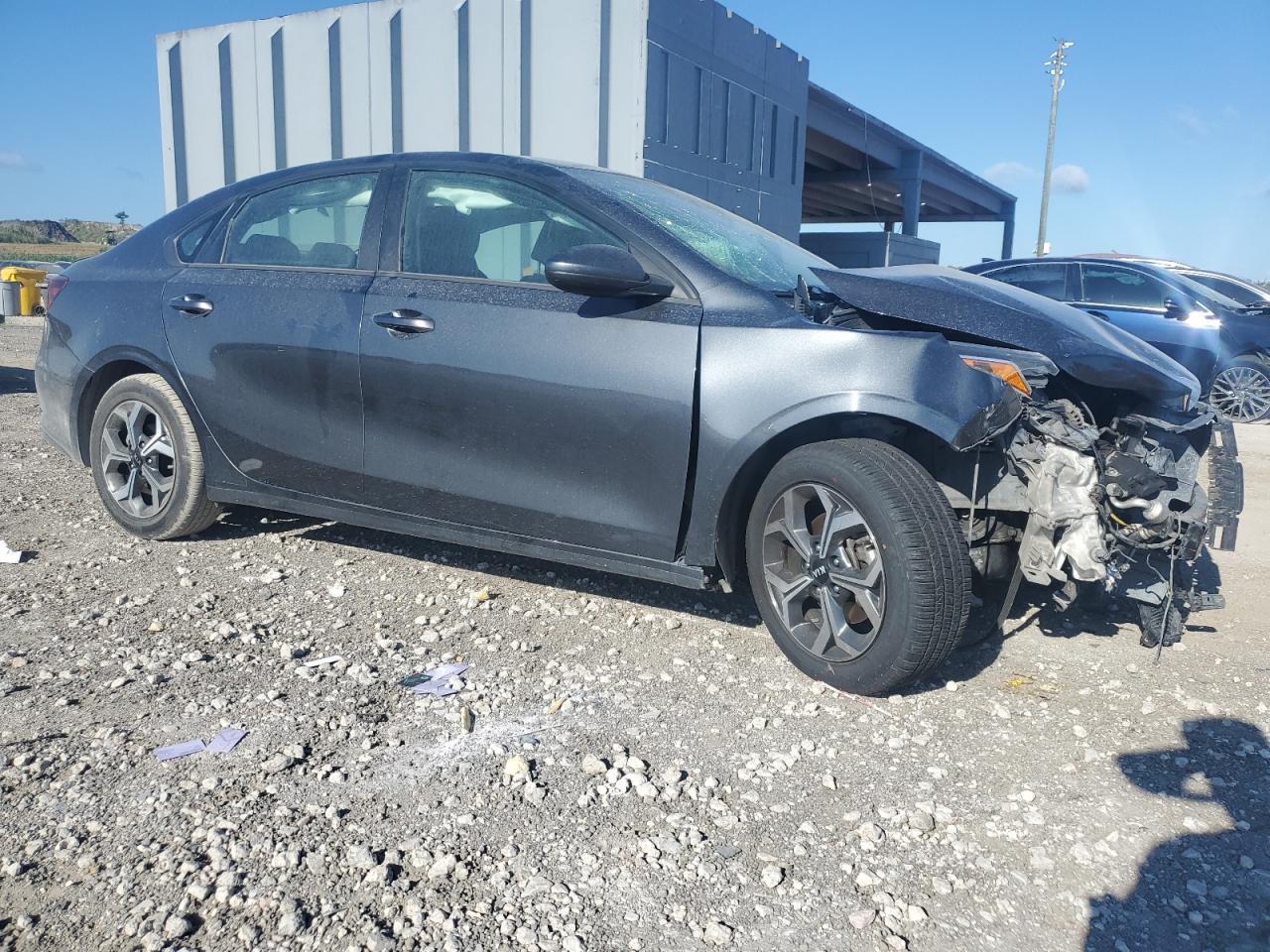 2021 Kia Forte Fe - zdjęcie 4