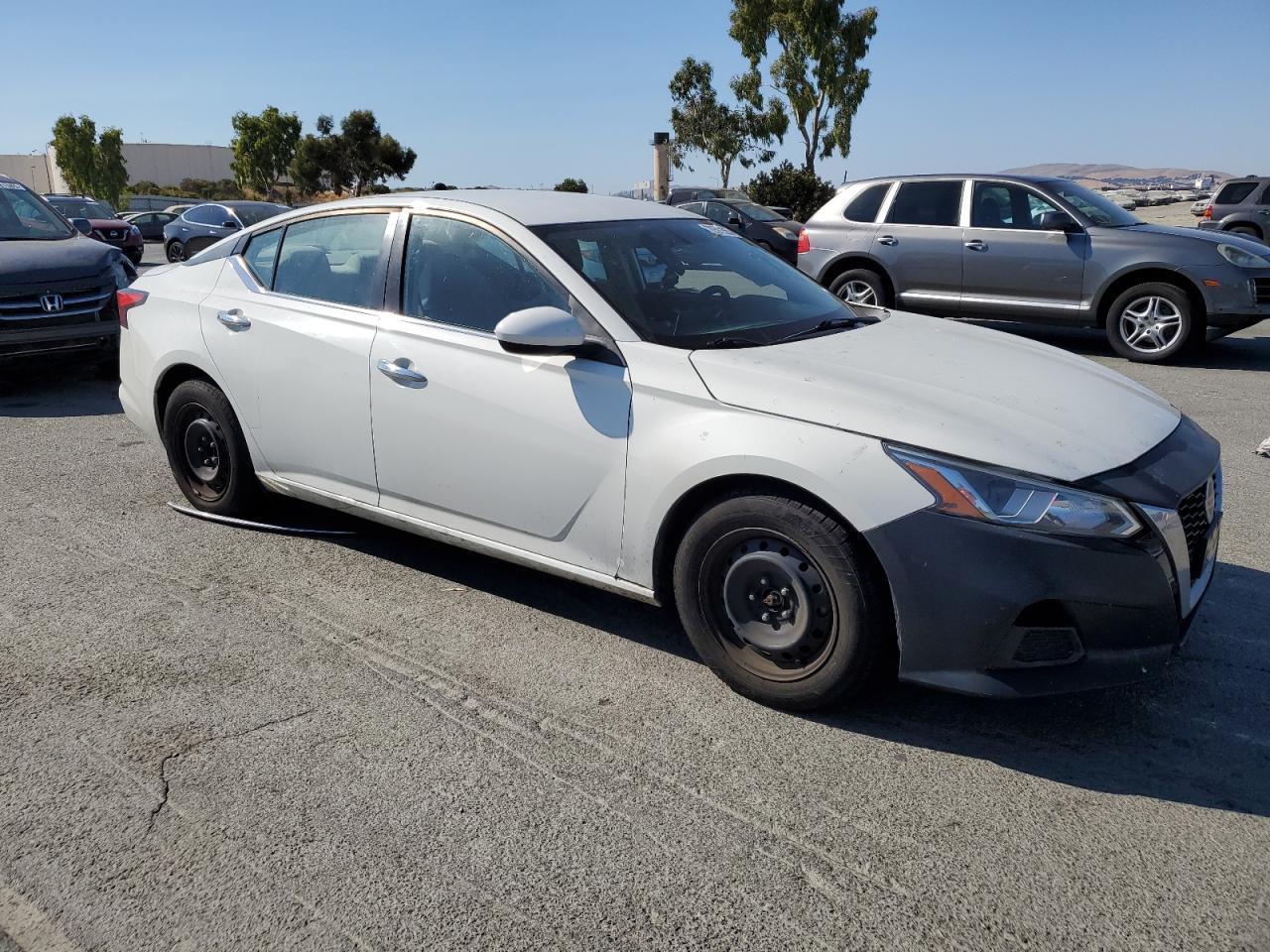 2020 Nissan Altima - zdjęcie 4