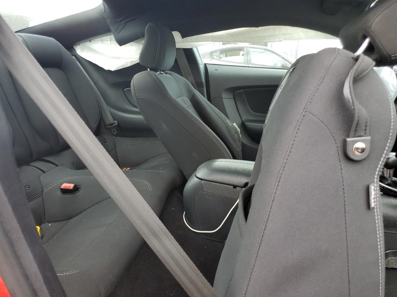 2020 Ford Mustang - zdjęcie 10