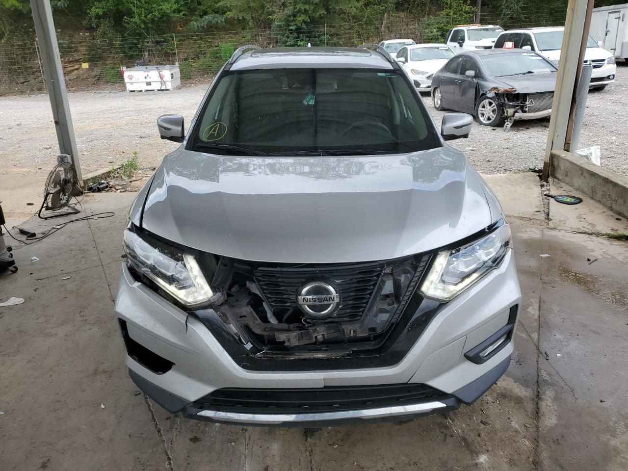 2020 Nissan Rogue S - zdjęcie 5