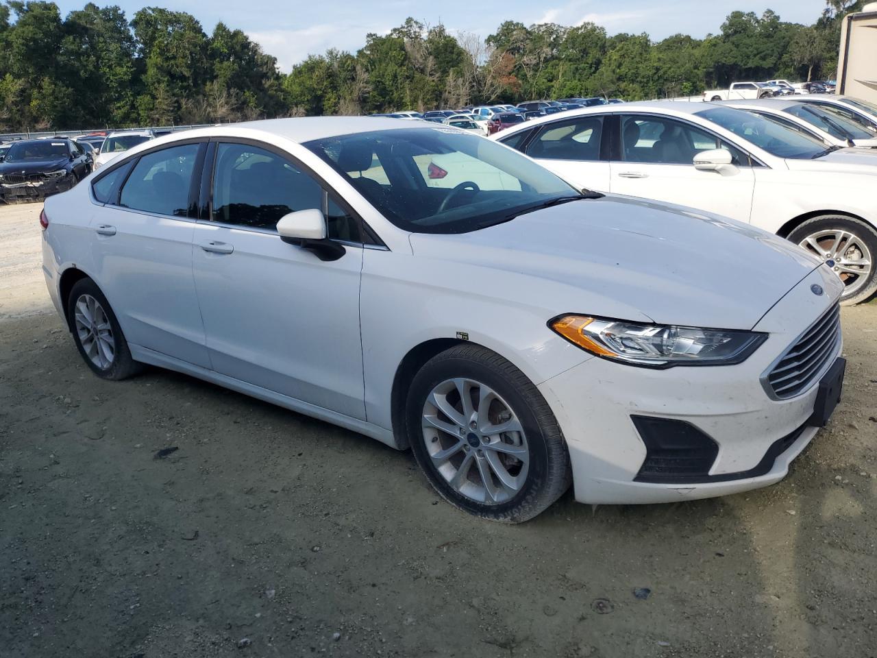 2020 Ford Fusion Se - zdjęcie 4