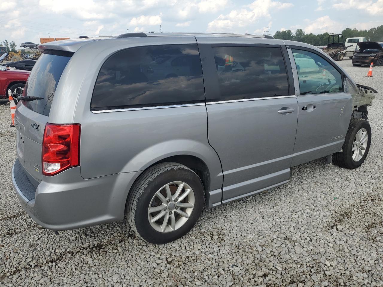 2018 Dodge Grand Caravan Sxt - zdjęcie 3