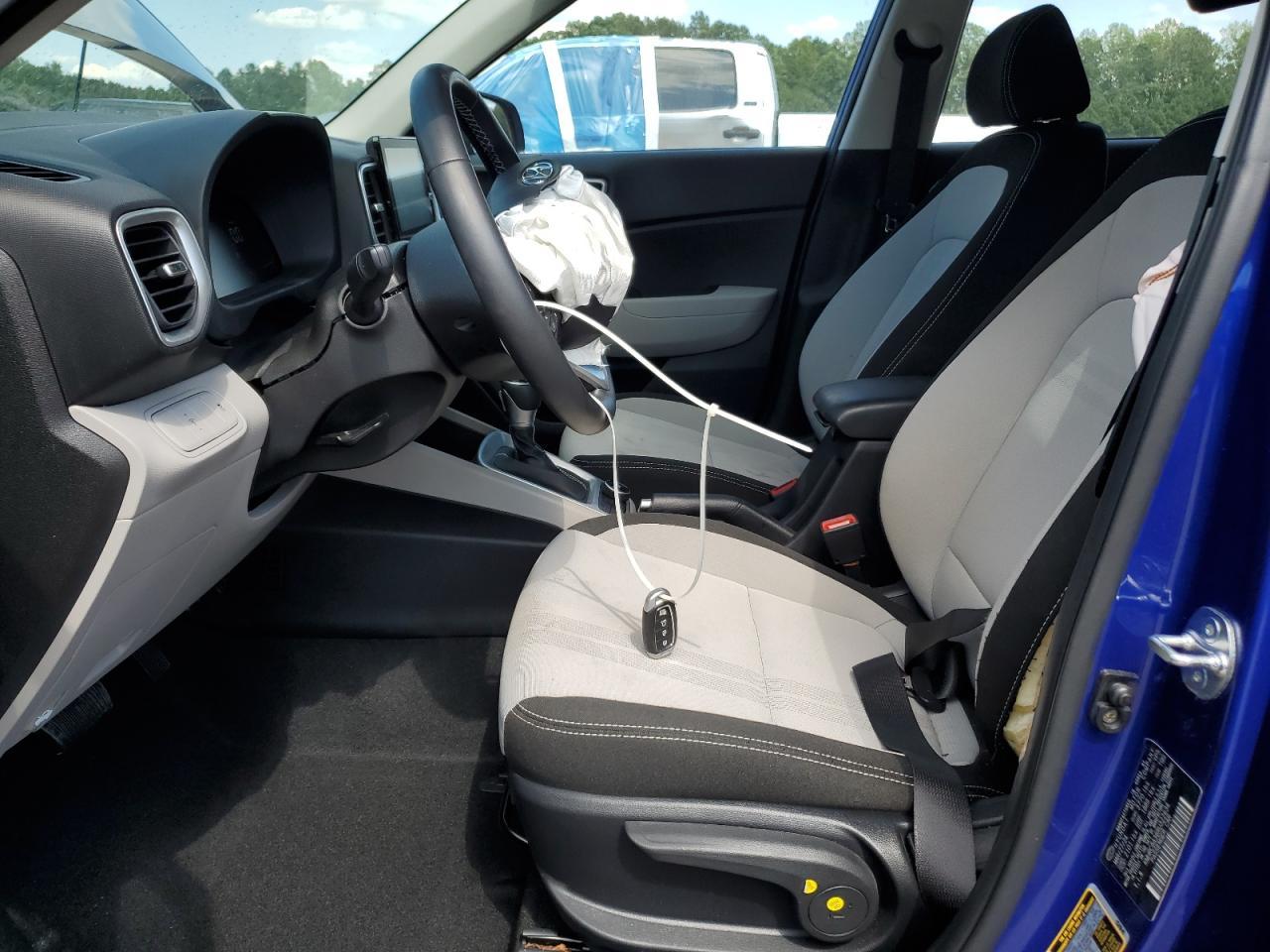 2024 Hyundai Venue Sel - zdjęcie 7