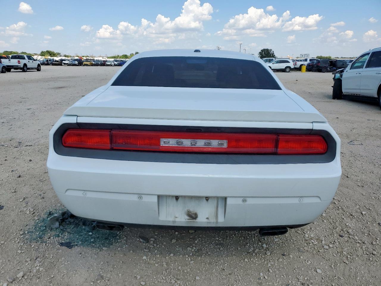 2014 Dodge Challenger Sxt - zdjęcie 6