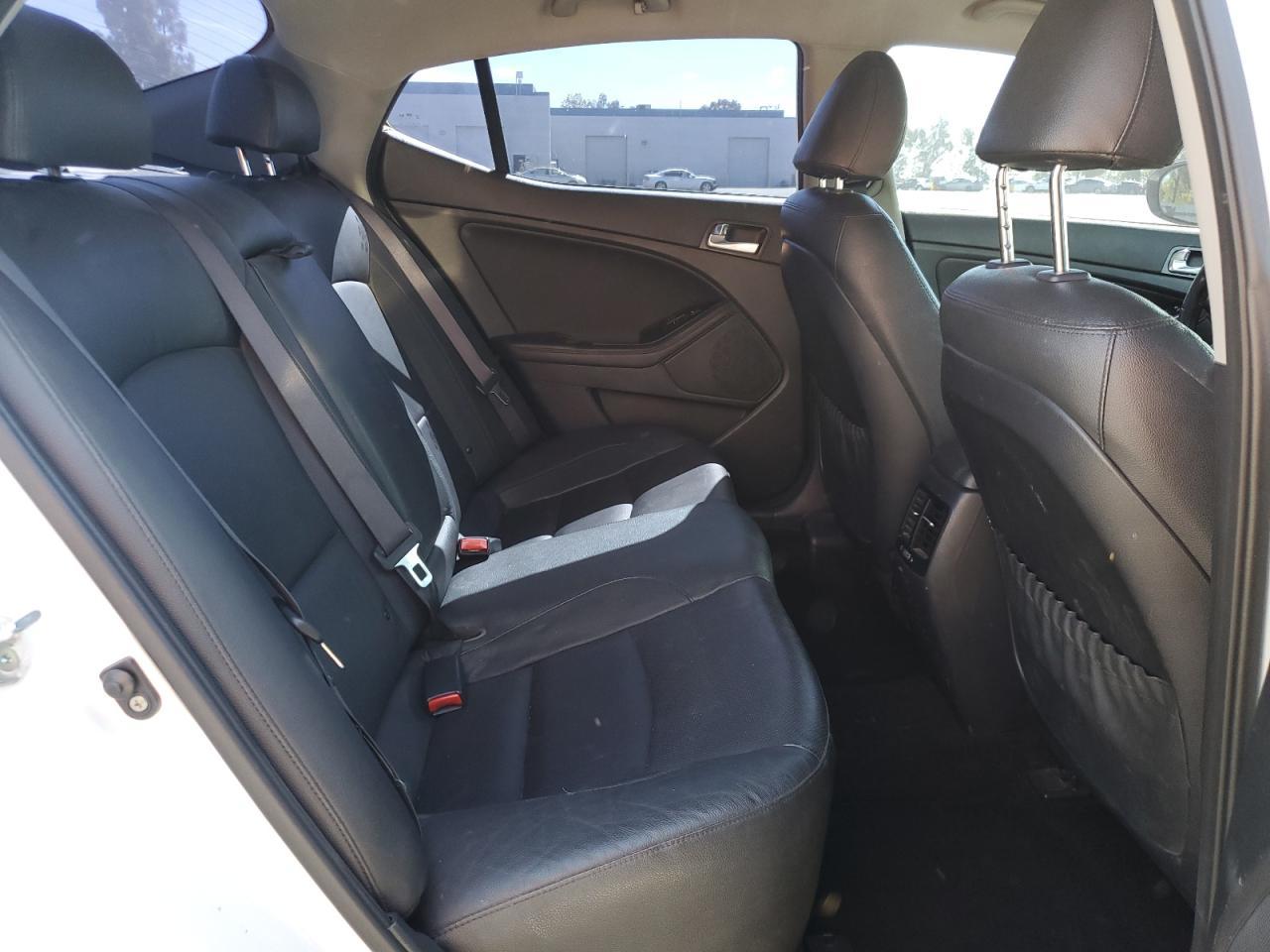 2016 Kia Optima Hybrid - zdjęcie 10