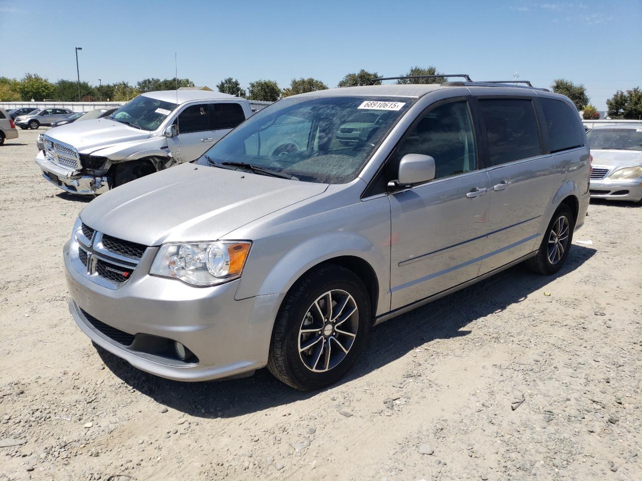 2017 Dodge Grand Caravan Sxt - zdjęcie główne