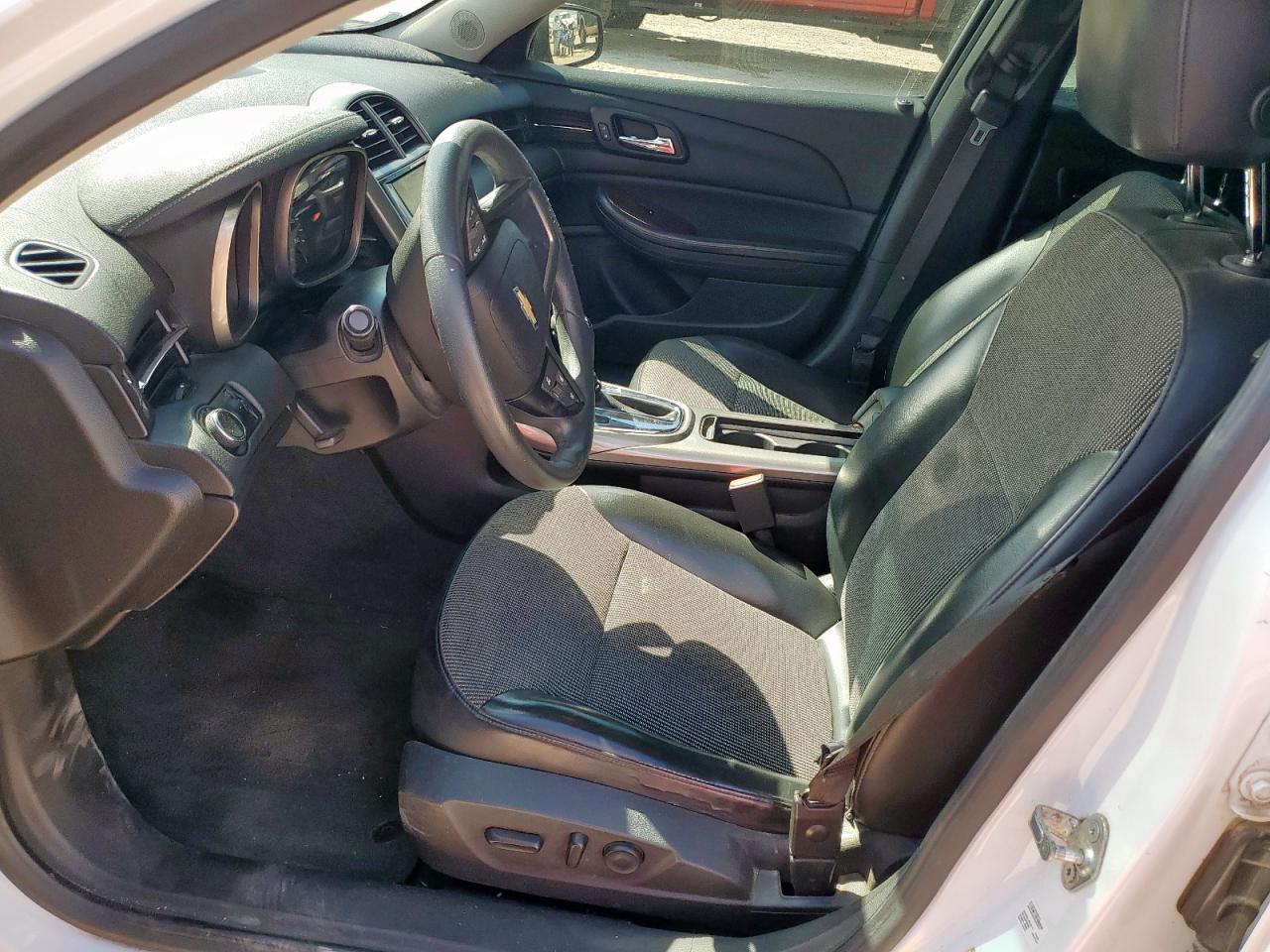 2013 Chevrolet Malibu - zdjęcie 7