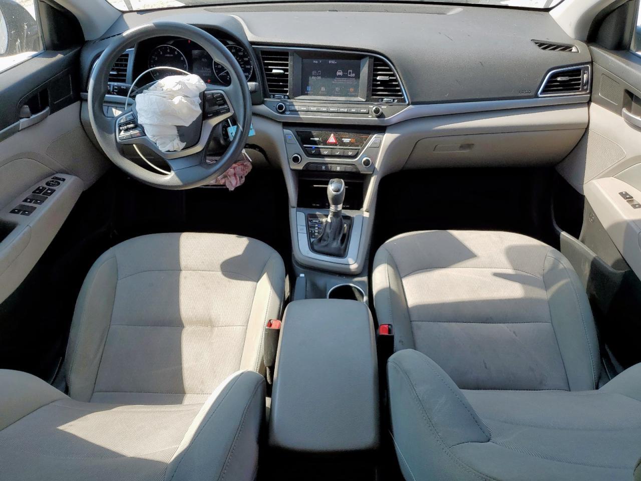 2017 Hyundai Elantra Se - zdjęcie 8