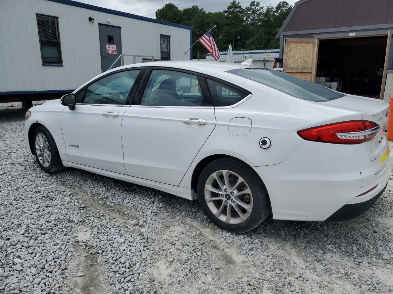 2019 Ford Fusion Se - zdjęcie 2