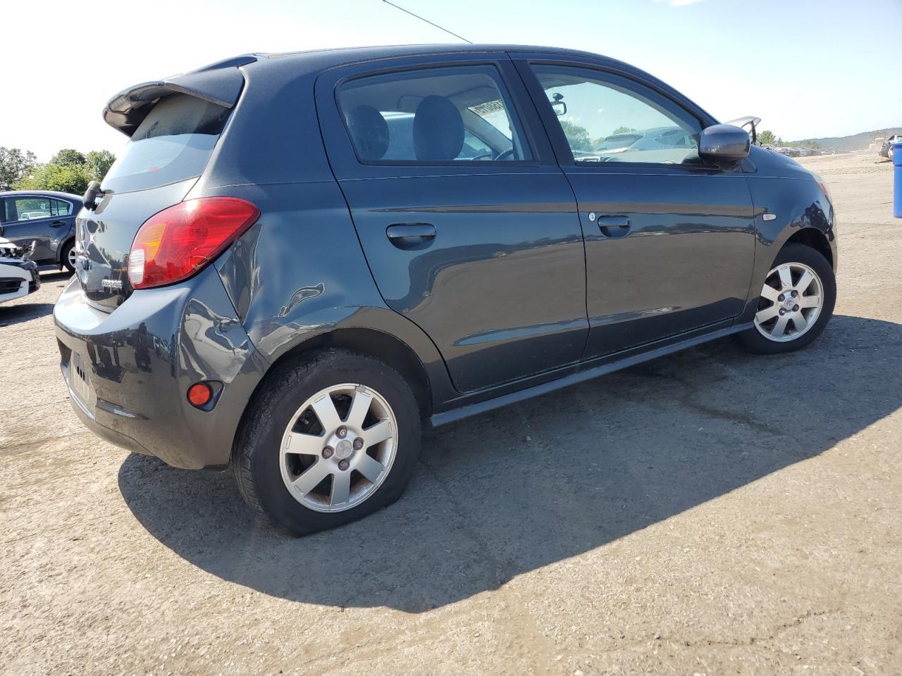 2014 Mitsubishi Mirage Es - zdjęcie 3