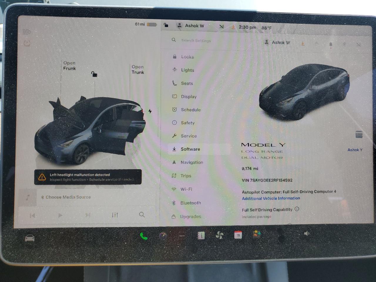 2024 Tesla Model Y - zdjęcie 9