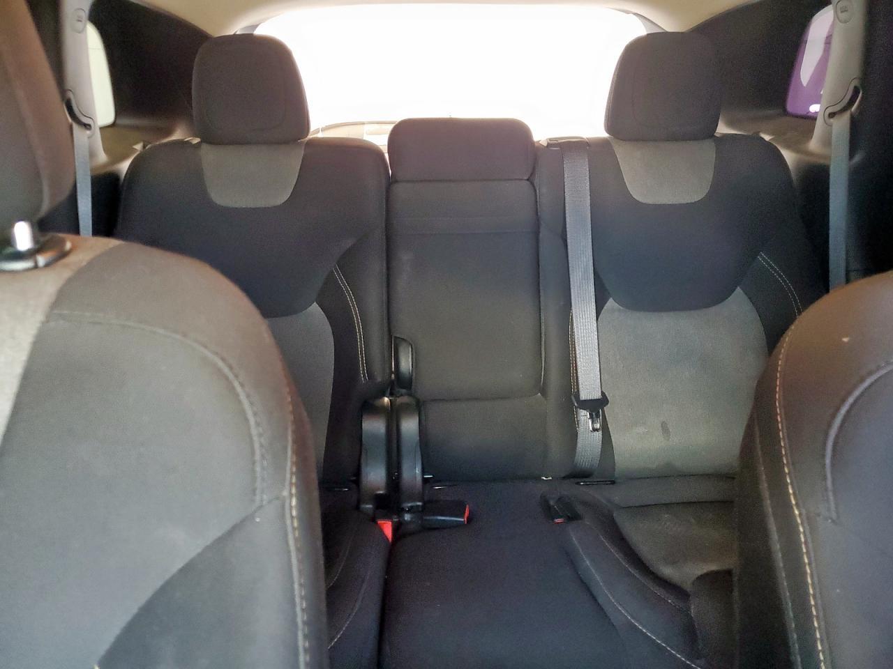 2017 Jeep Cherokee Sport - zdjęcie 10