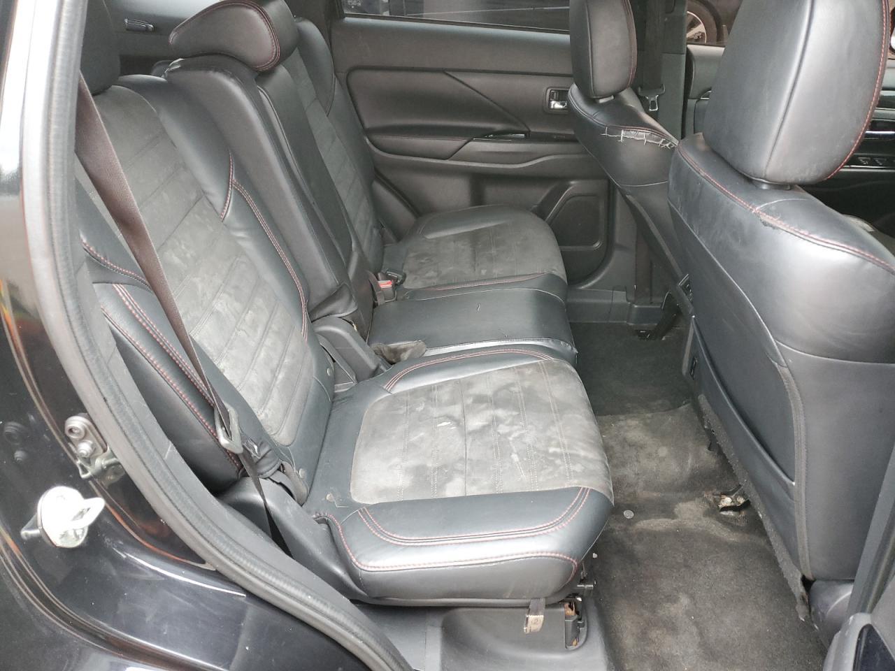 2020 Mitsubishi Outlander Se - zdjęcie 11