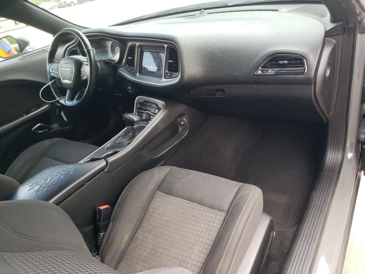 2019 Dodge Challenger Sxt - zdjęcie 8