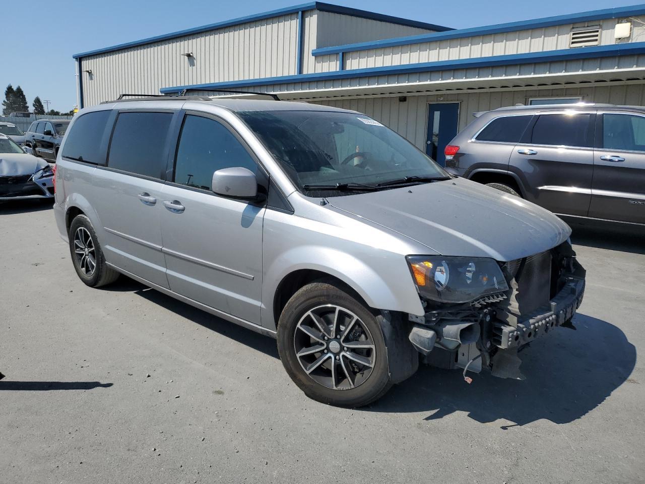 2017 Dodge Grand Caravan Gt - zdjęcie 4