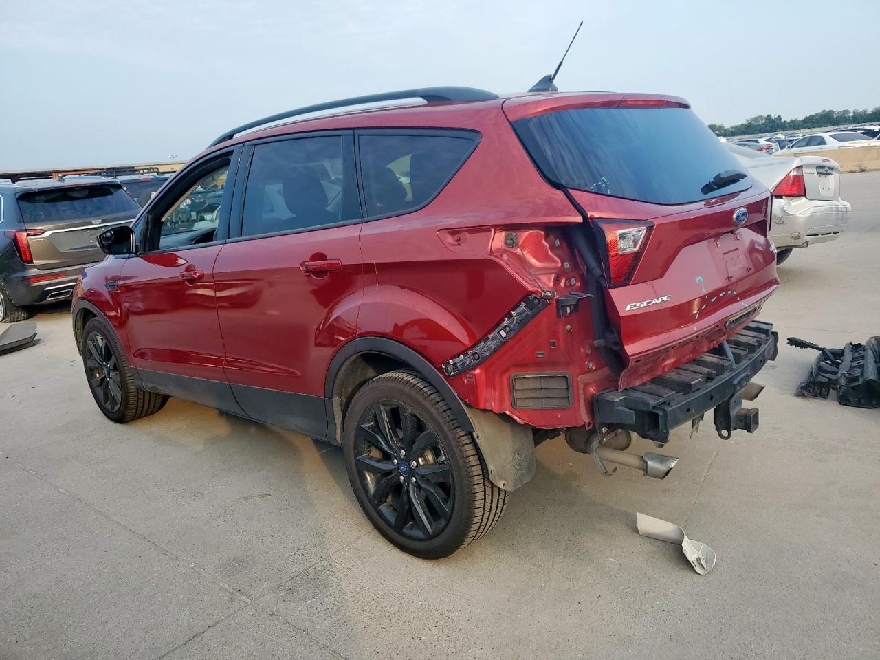 2019 Ford Escape Titanium - zdjęcie 2