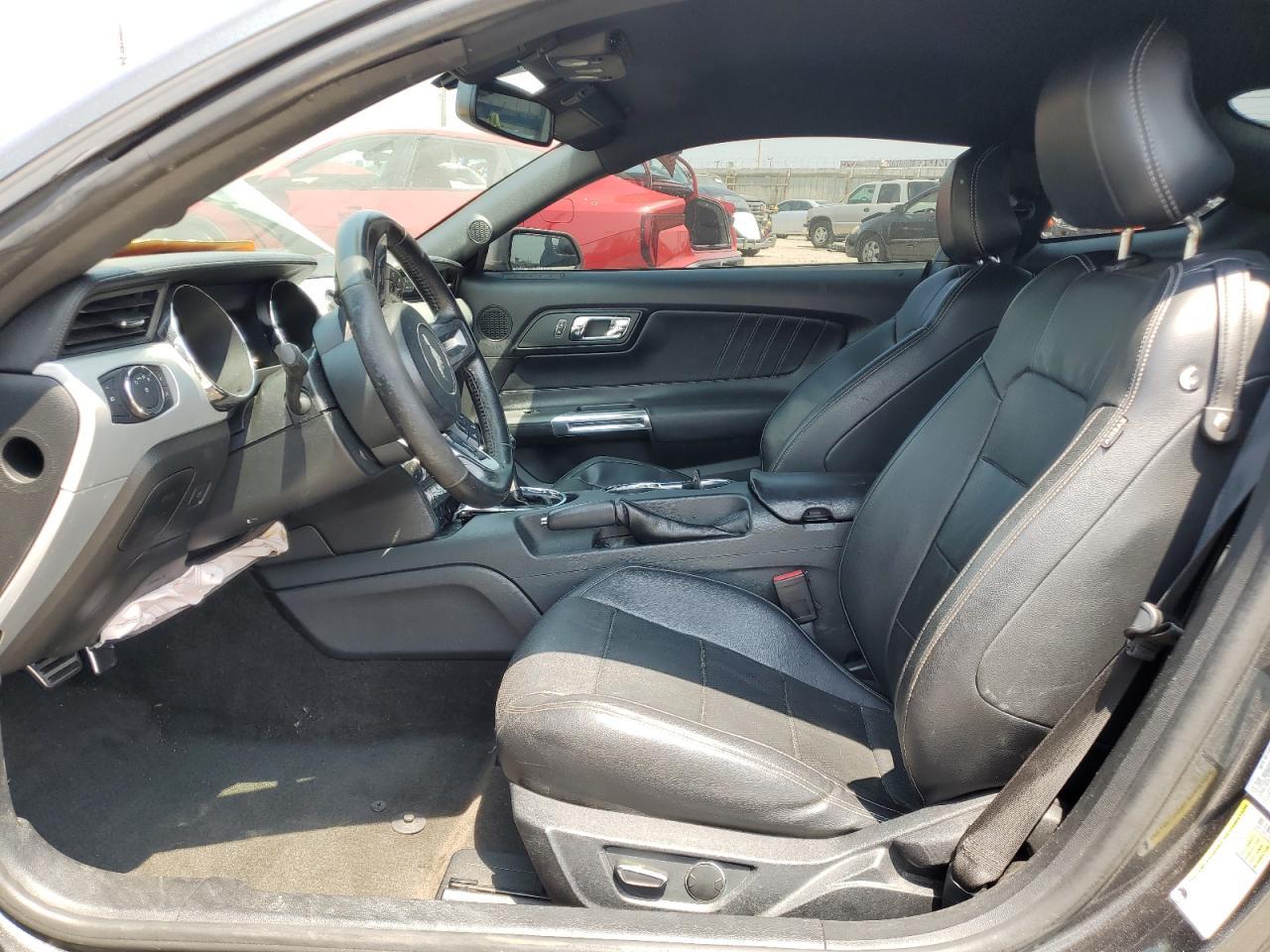 2016 Ford Mustang - zdjęcie 7