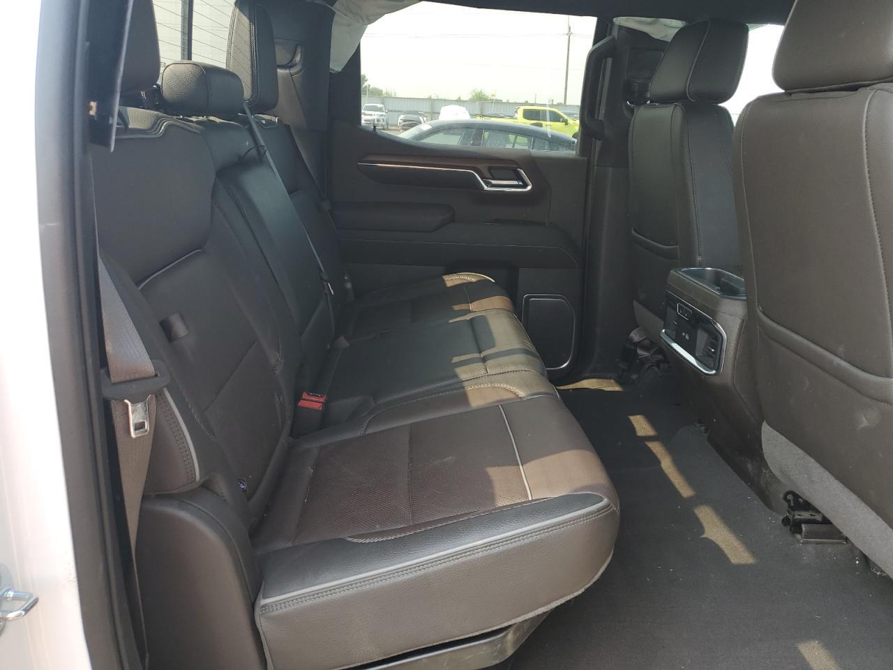 2023 GMC Sierra K1500 Denali - zdjęcie 10