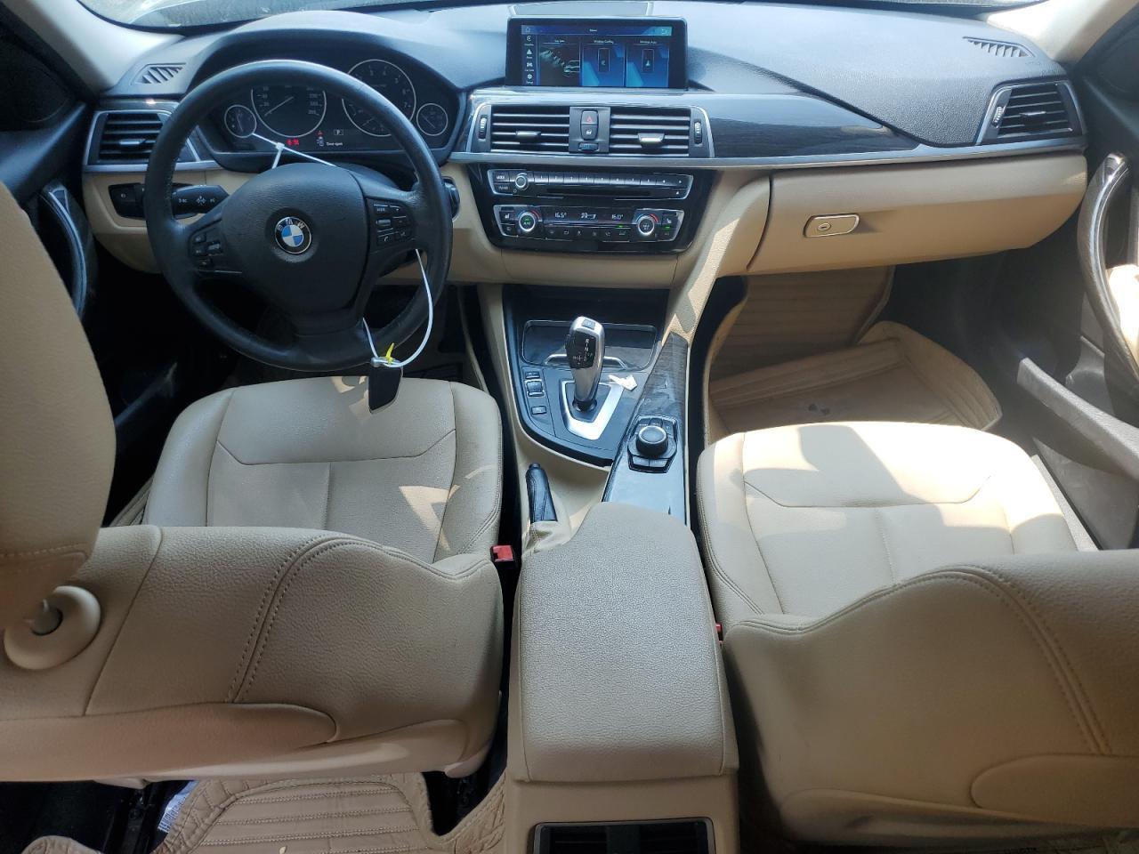 2017 BMW Seria 3 320i - zdjęcie 8