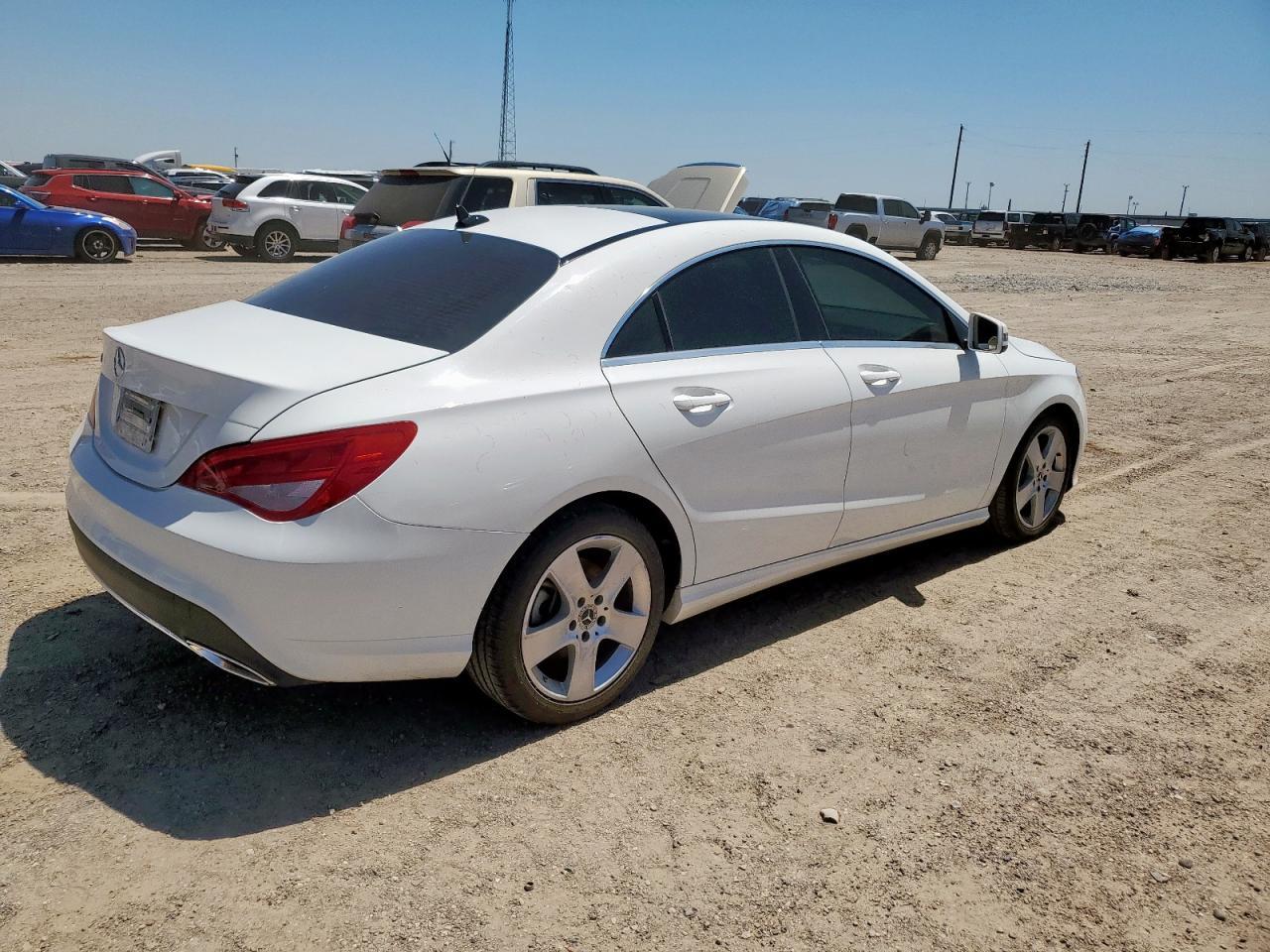 2019 Mercedes-Benz Cla 250 - zdjęcie 3