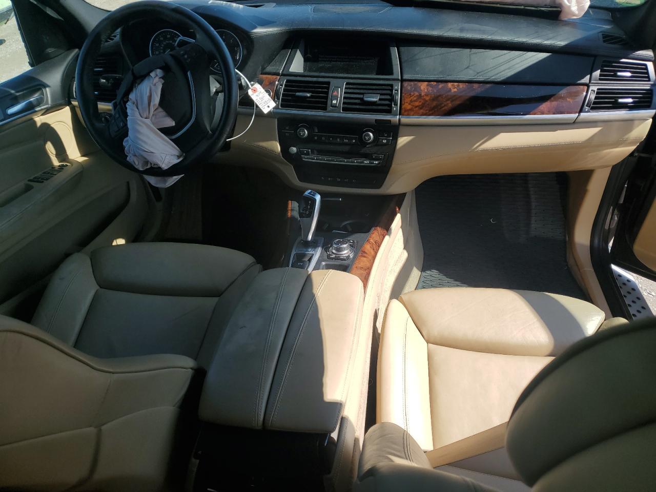 2013 BMW X5 xDrive35I - zdjęcie 8