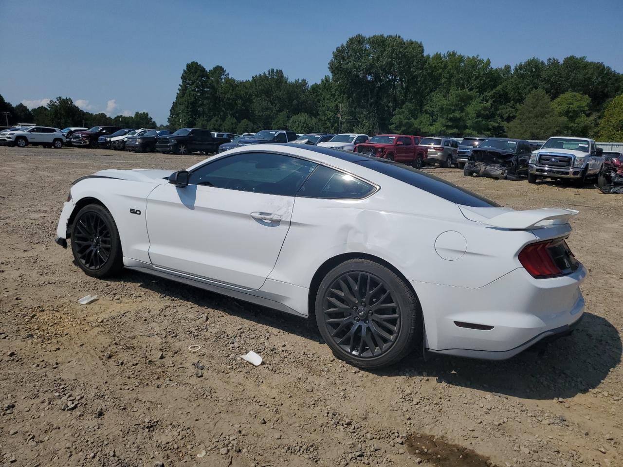 2020 Ford Mustang Gt - zdjęcie 2