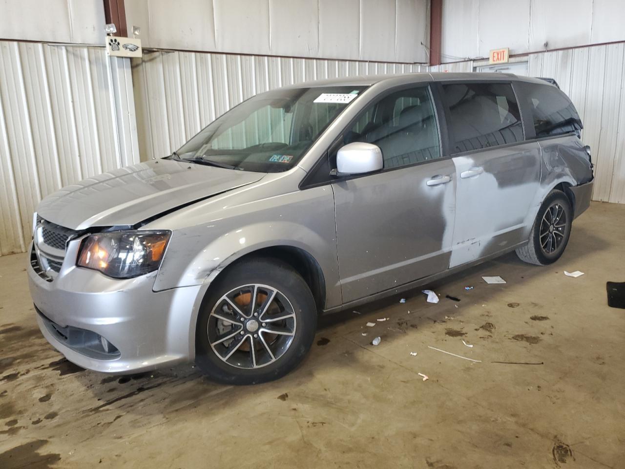 2019 Dodge Caravan - zdjęcie główne