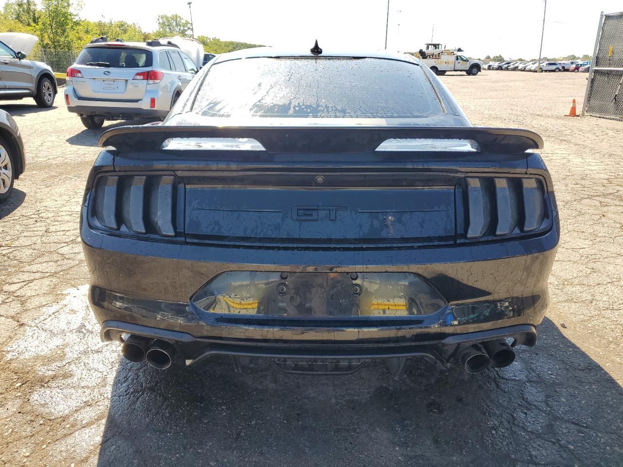 2020 Ford Mustang Gt - zdjęcie 6