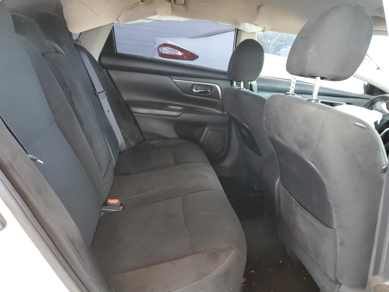 2015 Nissan Altima - zdjęcie 10