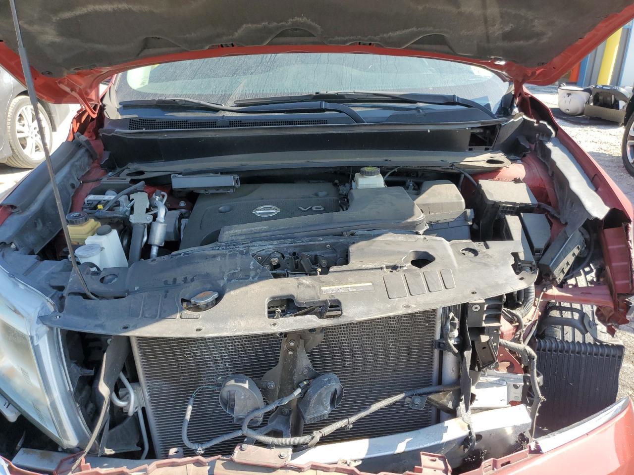 2016 Nissan Pathfinder - zdjęcie 12