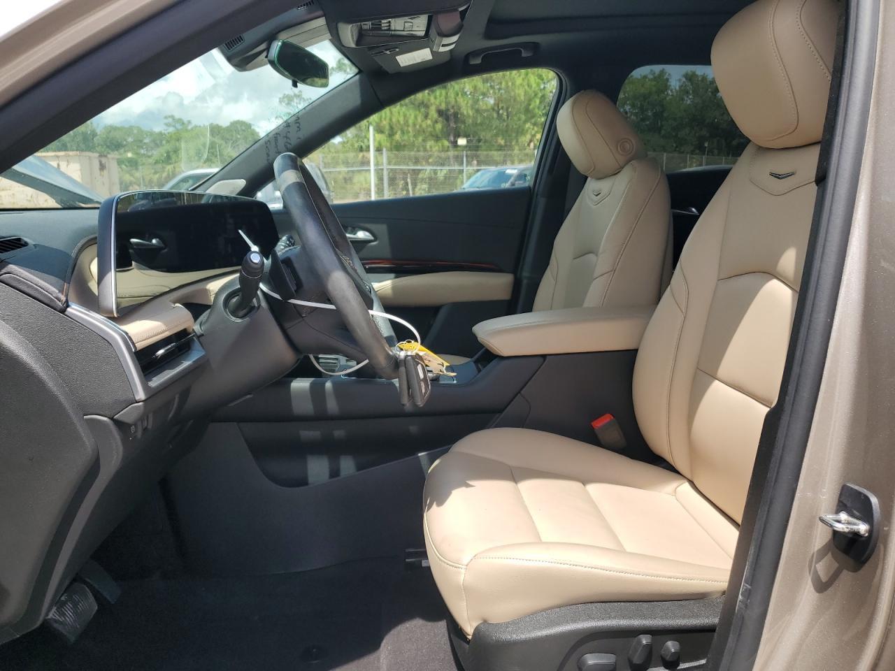 2024 Cadillac XT4 - zdjęcie 7