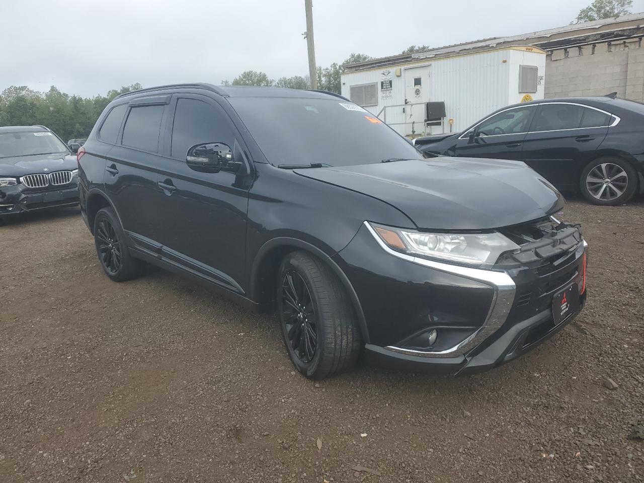 2020 Mitsubishi Outlander Se - zdjęcie 4