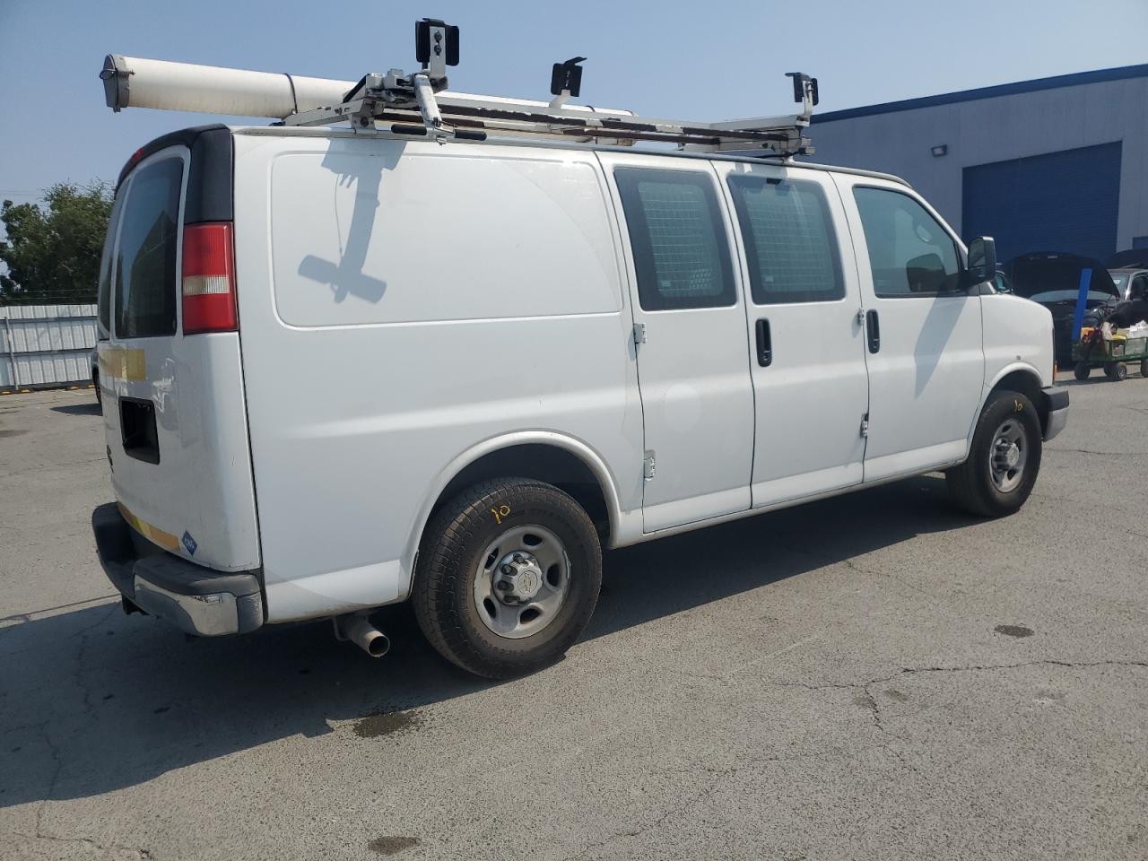 2014 Chevrolet Express G2500 - zdjęcie 3