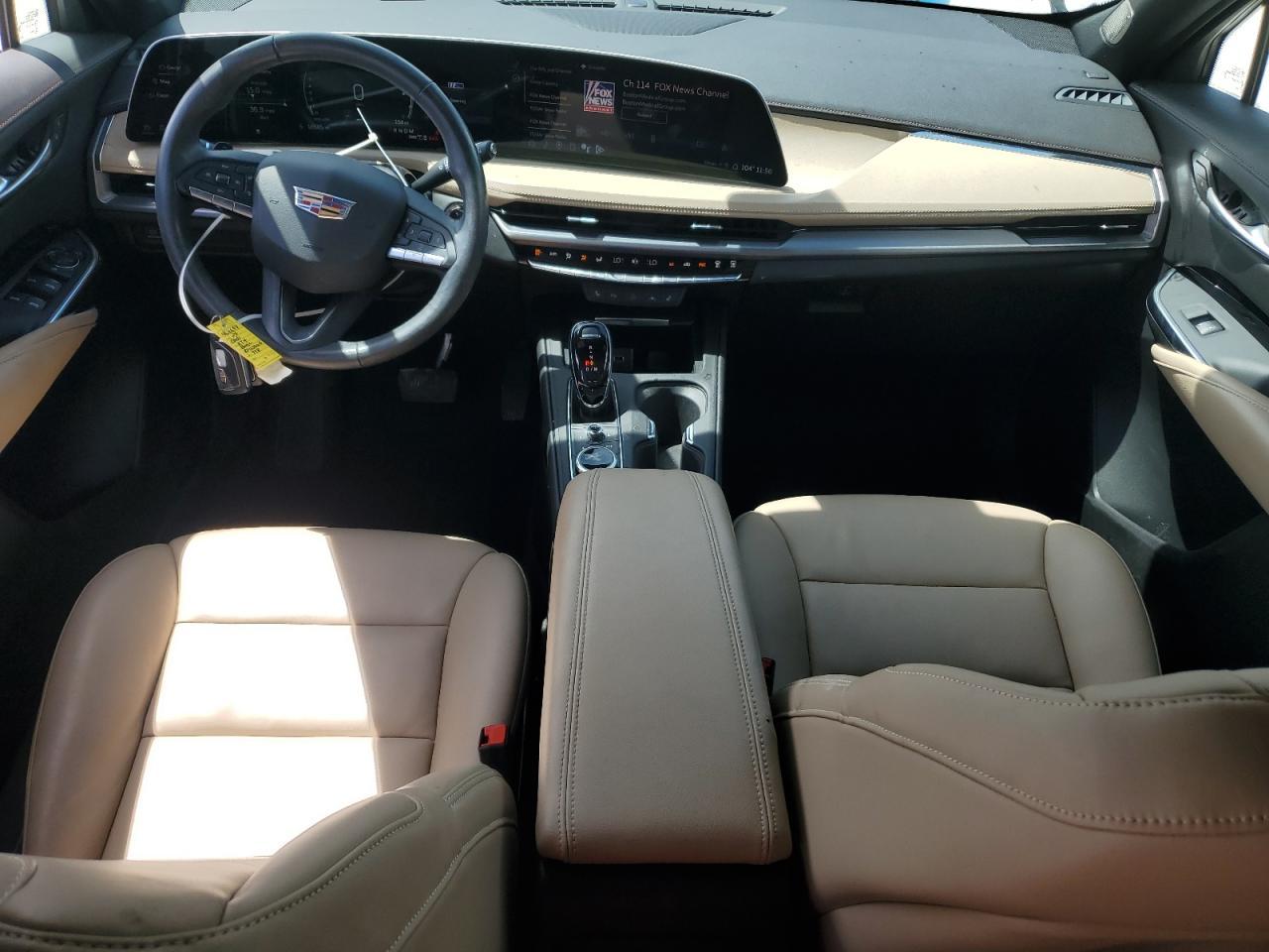 2024 Cadillac XT4 - zdjęcie 8