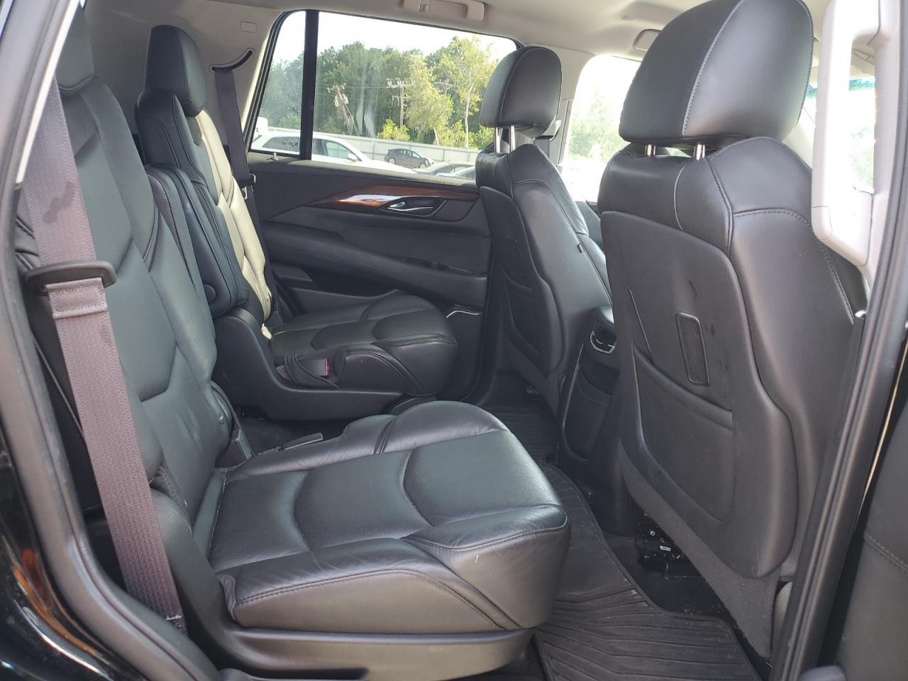2017 Cadillac Escalade - zdjęcie 11