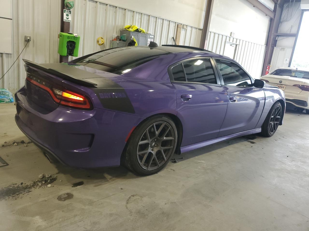 2019 Dodge Charger R/T - zdjęcie 3