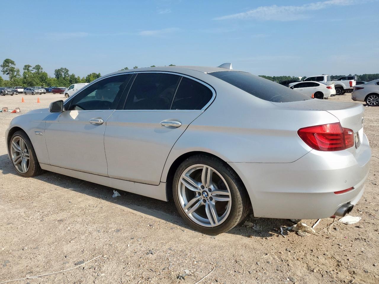 2013 BMW 528 I - zdjęcie 2